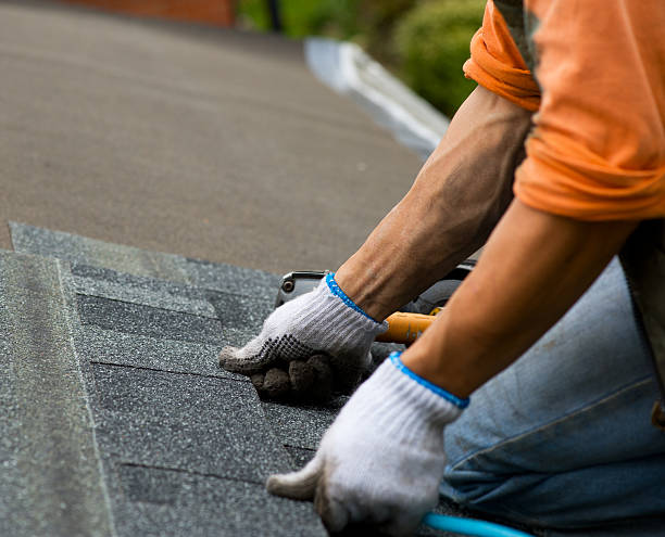 Roof Gutter Cleaning in Kahaluu Keauhou, HI
